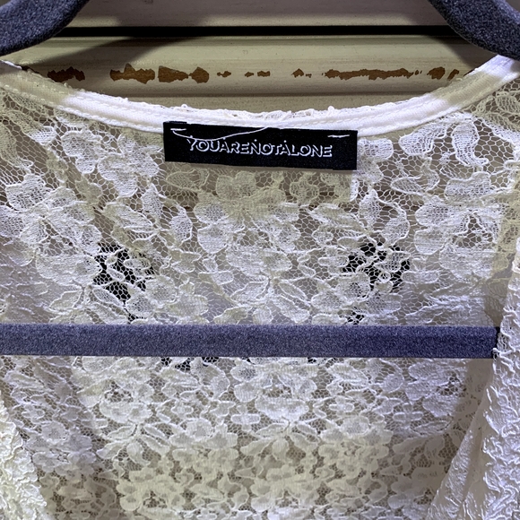 Lace kimono - Picture 3 of 5